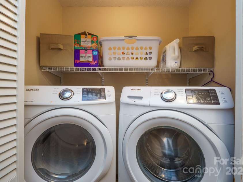 116 April Lane, Dallas, NC 28034.  MLS# CAR4268209, YatesRealty ID 18607. 