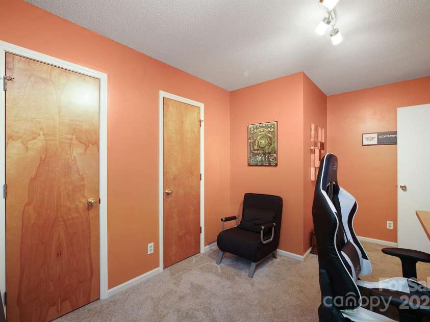 116 April Lane, Dallas, NC 28034.  MLS# CAR4268209, YatesRealty ID 18607. 