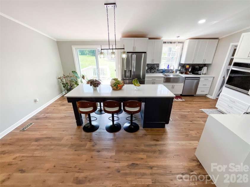 7706 Davis Road, Waxhaw, NC 28173.  MLS# CAR4360751, YatesRealty ID 18608. 