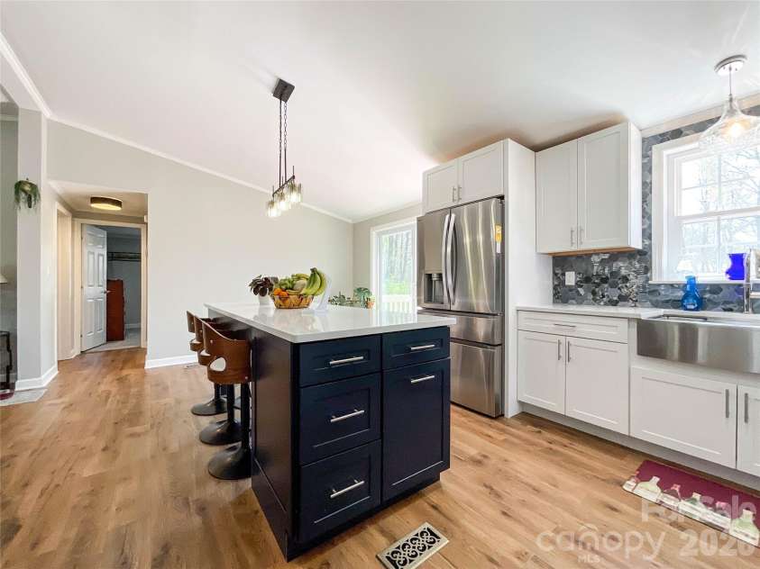 7706 Davis Road, Waxhaw, NC 28173.  MLS# CAR4360751, YatesRealty ID 18608. 