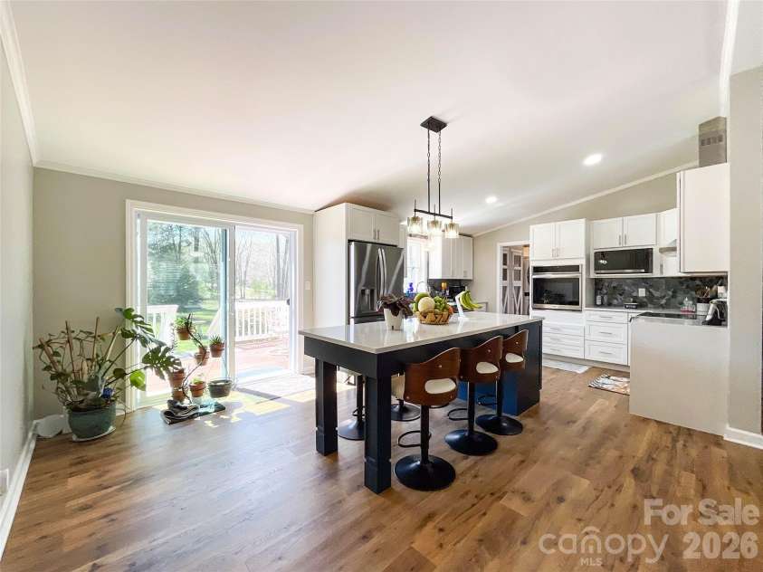 7706 Davis Road, Waxhaw, NC 28173.  MLS# CAR4360751, YatesRealty ID 18608. 