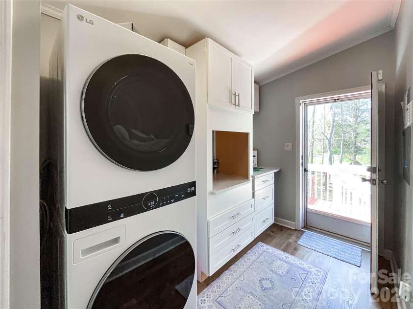 7706 Davis Road, Waxhaw, NC 28173.  MLS# CAR4360751, YatesRealty ID 18608. 