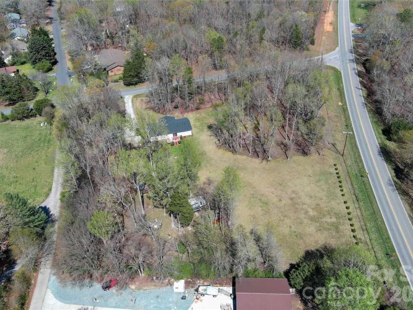 7706 Davis Road, Waxhaw, NC 28173.  MLS# CAR4360751, YatesRealty ID 18608. 