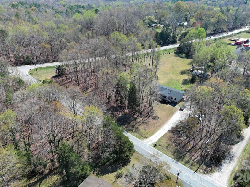 7706 Davis Road, Waxhaw, NC 28173.  MLS# CAR4360751, YatesRealty ID 18608. 