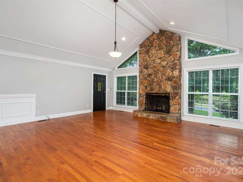 7613 Happy Hollow Drive, Mint Hill, NC 28227.  MLS# CAR4269589, YatesRealty ID 18609. 