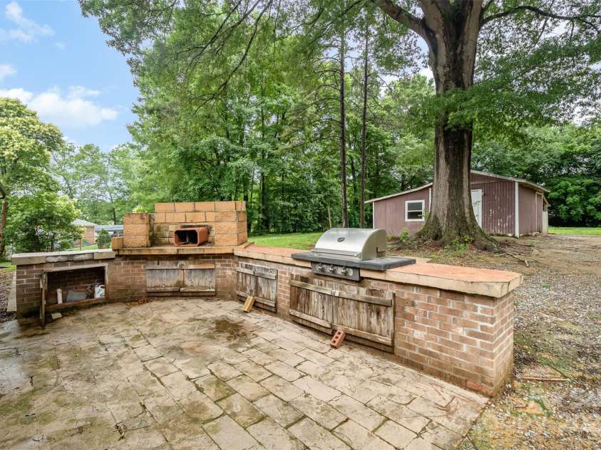 7613 Happy Hollow Drive, Mint Hill, NC 28227.  MLS# CAR4269589, YatesRealty ID 18609. 