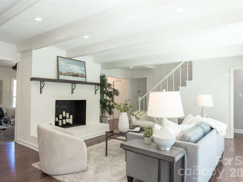 123 Old Bell Road, Charlotte, NC 28270.  MLS# CAR4404093, YatesRealty ID 18610. 