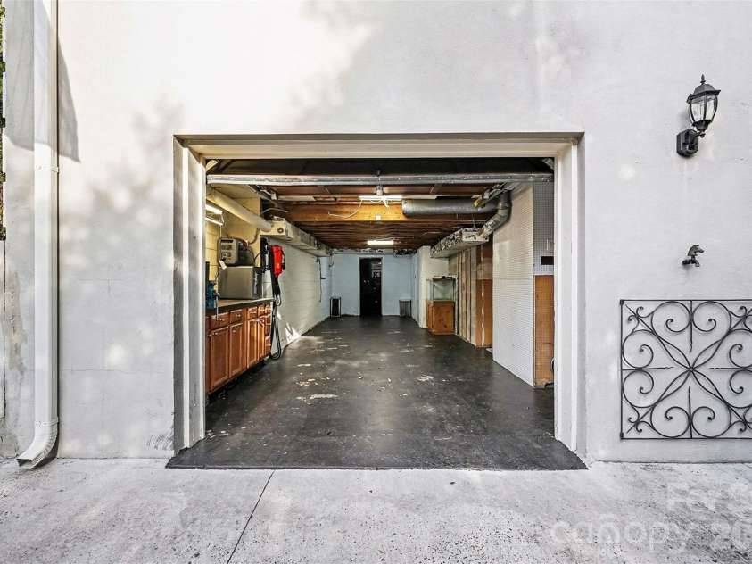 123 Old Bell Road, Charlotte, NC 28270.  MLS# CAR4404093, YatesRealty ID 18610. 