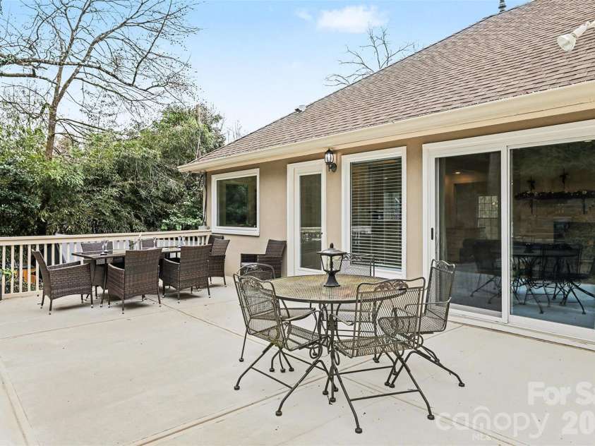 123 Old Bell Road, Charlotte, NC 28270.  MLS# CAR4404093, YatesRealty ID 18610. 