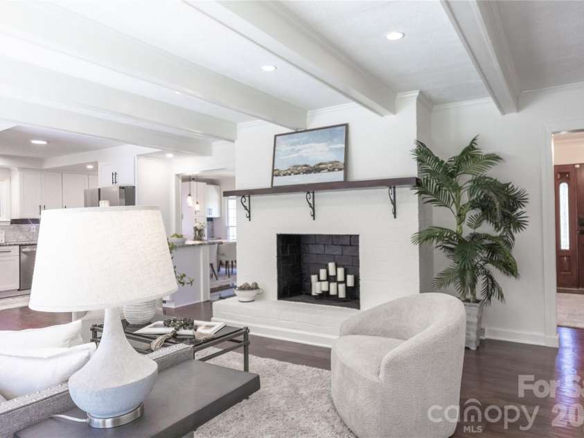 123 Old Bell Road, Charlotte, NC 28270.  MLS# CAR4404093, YatesRealty ID 18610. 