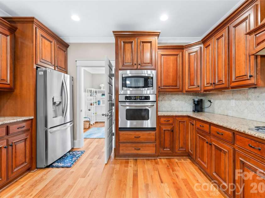 3331 Keady Mill Loop, Kannapolis, NC 28081.  MLS# CAR4374436, YatesRealty ID 18611. 