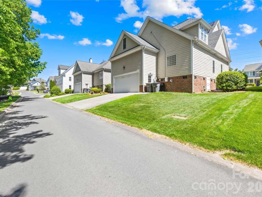 3331 Keady Mill Loop, Kannapolis, NC 28081.  MLS# CAR4374436, YatesRealty ID 18611. 
