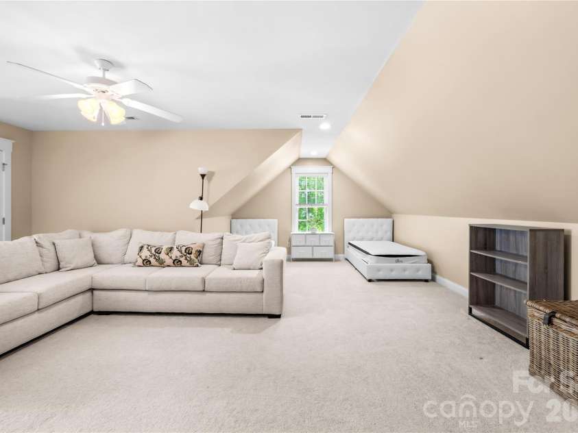 3331 Keady Mill Loop, Kannapolis, NC 28081.  MLS# CAR4374436, YatesRealty ID 18611. Bed/Bonus w/ Full Bath