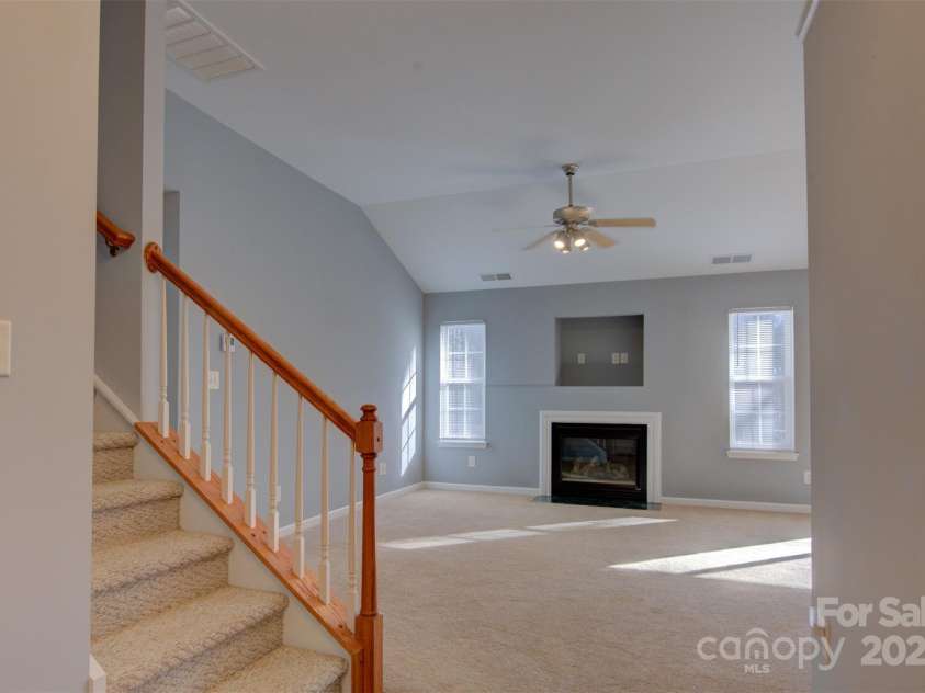 2712 Thornburg Court, Monroe, NC 28110.  MLS# CAR4266999, YatesRealty ID 18612. 