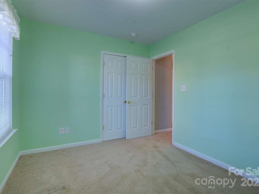 2712 Thornburg Court, Monroe, NC 28110.  MLS# CAR4266999, YatesRealty ID 18612. 