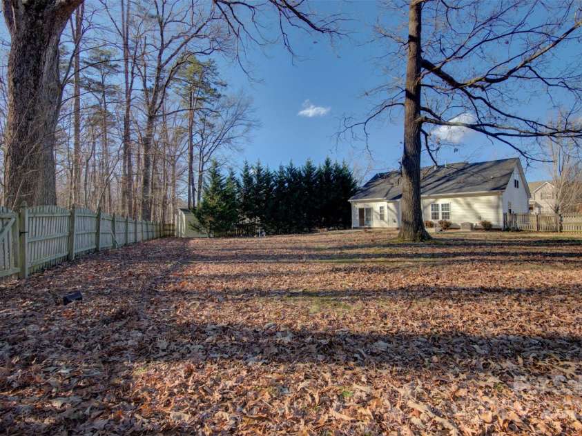 2712 Thornburg Court, Monroe, NC 28110.  MLS# CAR4266999, YatesRealty ID 18612. 