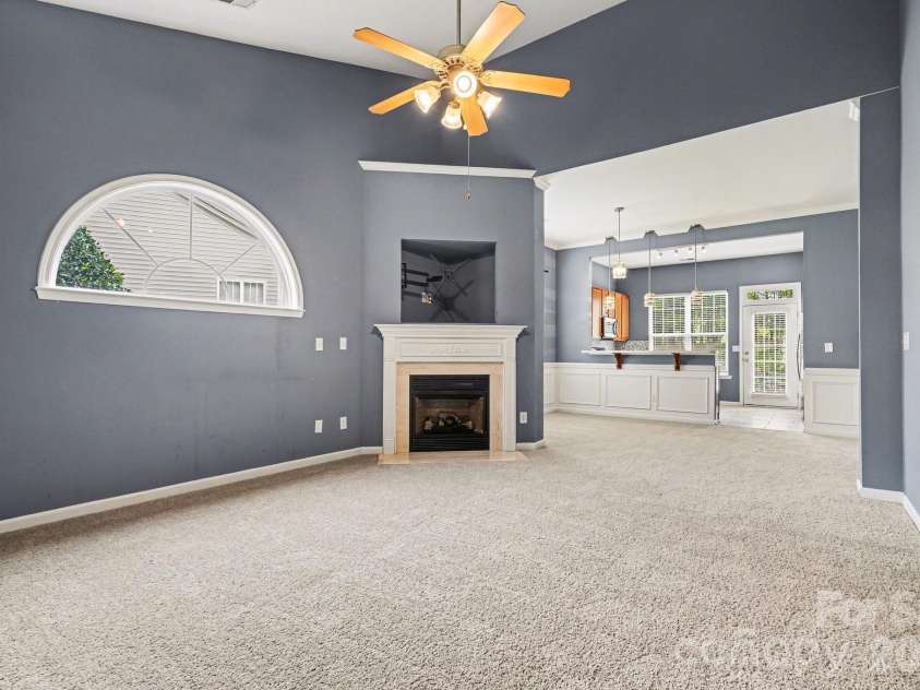 6005 Pale Moss Lane, Charlotte, NC 28269.  MLS# CAR4370980, YatesRealty ID 18613. 
