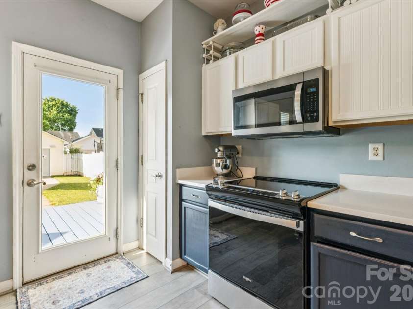 19311 Courtney Jae Lane, Cornelius, NC 28031.  MLS# CAR4371372, YatesRealty ID 18614. 