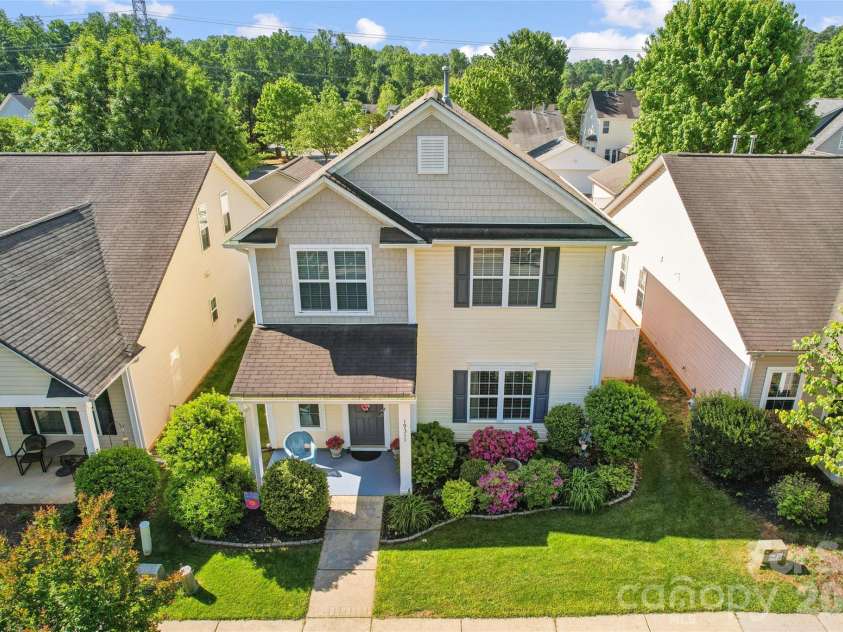 19311 Courtney Jae Lane, Cornelius, NC 28031.  MLS# CAR4371372, YatesRealty ID 18614. 