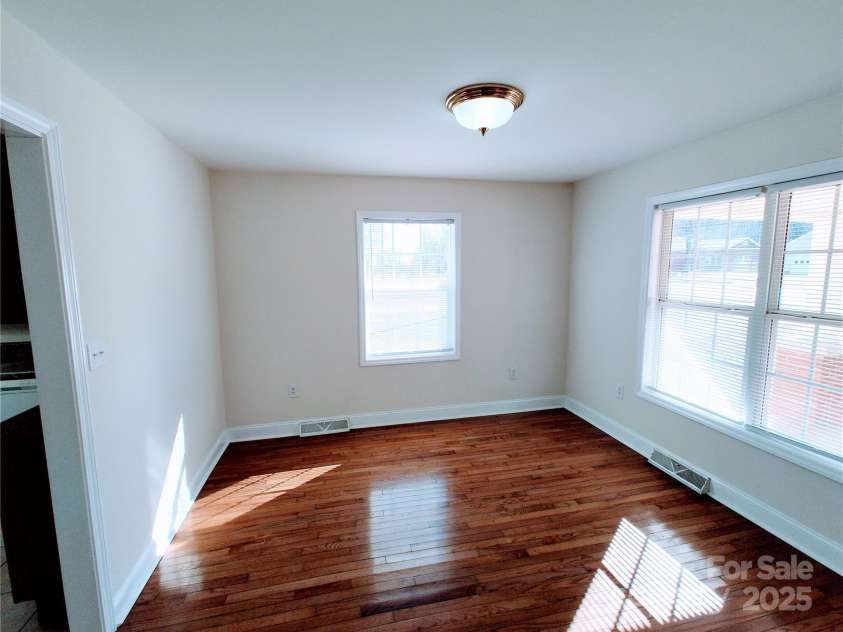 1806 Bringle Ferry Road, Salisbury, NC 28146.  MLS# CAR4225285, YatesRealty ID 18615. Dining room