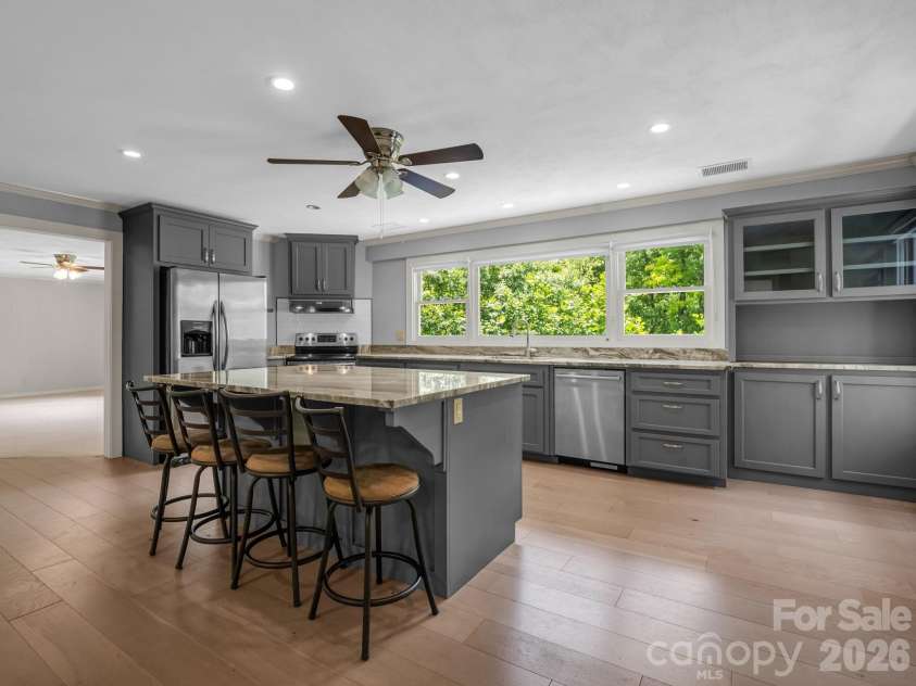 7 Hearthstone Lane, Landrum, SC 29356.  MLS# CAR4376609, YatesRealty ID 18615. 