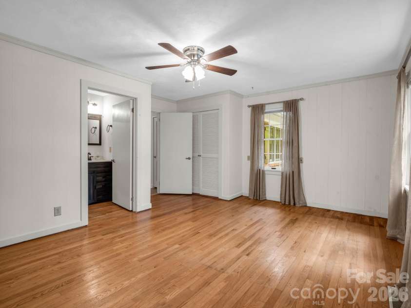 7 Hearthstone Lane, Landrum, SC 29356.  MLS# CAR4376609, YatesRealty ID 18615. 