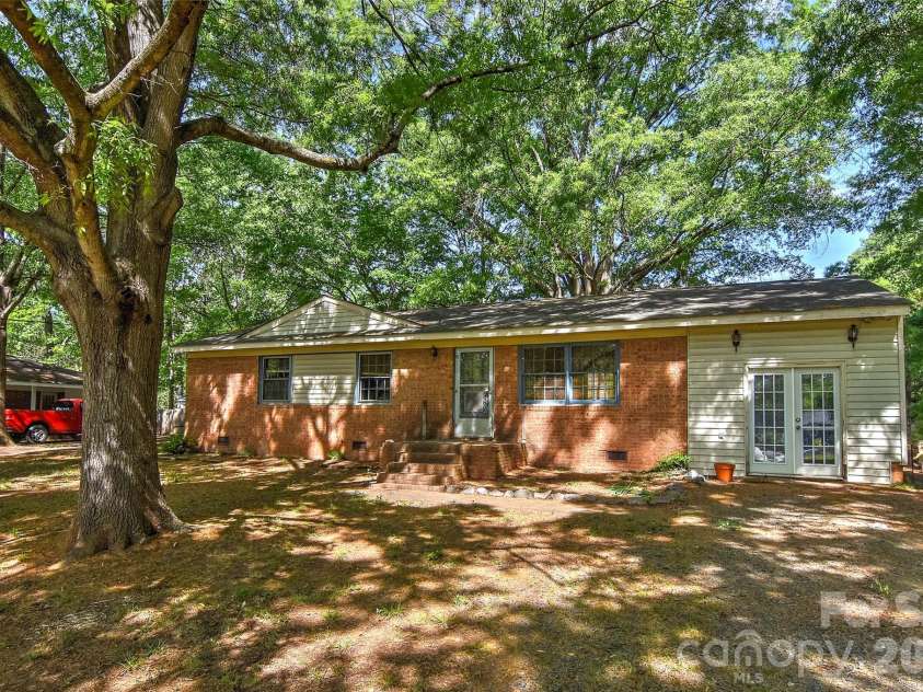 2513 Carroll Street, Monroe, NC 28110.  MLS# CAR4372651, YatesRealty ID 18616. 