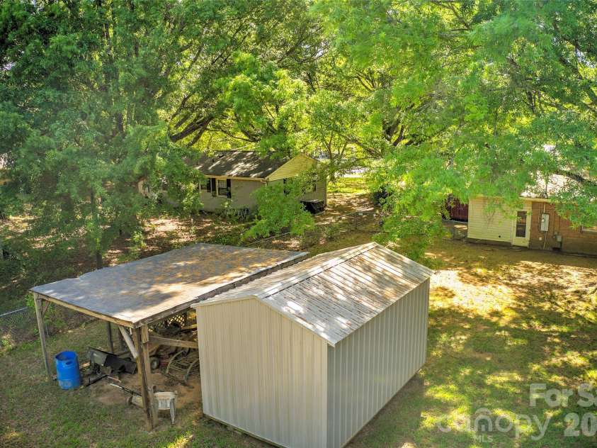 2513 Carroll Street, Monroe, NC 28110.  MLS# CAR4372651, YatesRealty ID 18616. 