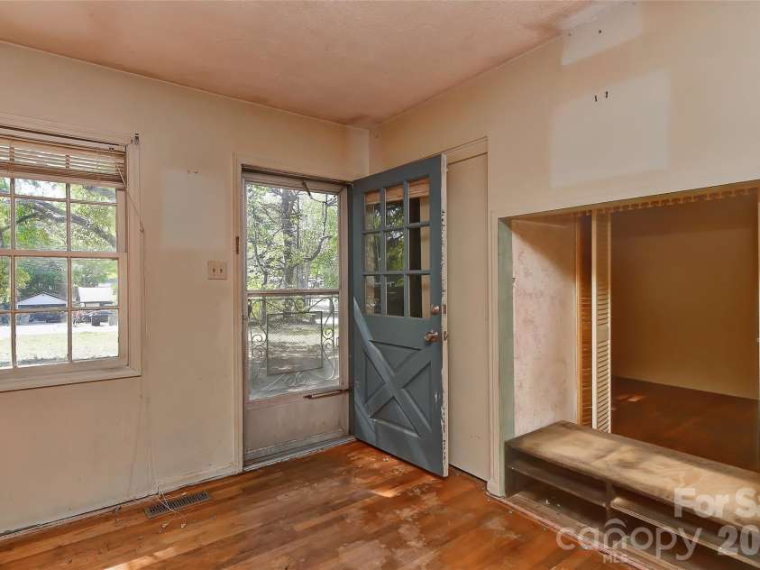 2513 Carroll Street, Monroe, NC 28110.  MLS# CAR4372651, YatesRealty ID 18616. 