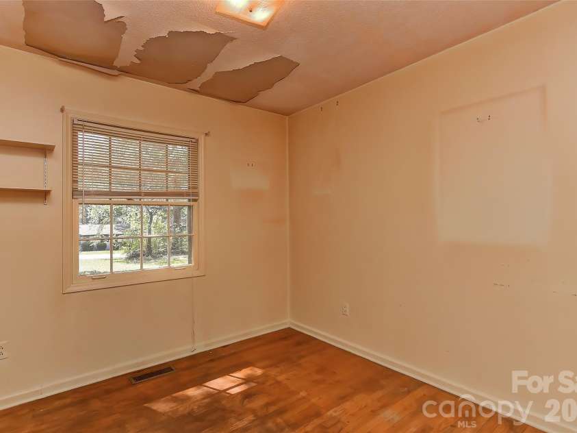 2513 Carroll Street, Monroe, NC 28110.  MLS# CAR4372651, YatesRealty ID 18616. 