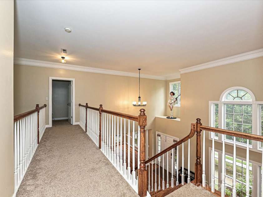 410 Deer Brush Lane, Waxhaw, NC 28173.  MLS# CAR4258859, YatesRealty ID 18616. Upstairs landing