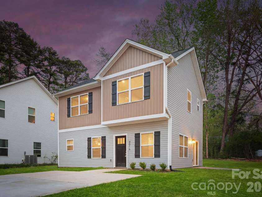 2016 Juniper Drive, Charlotte, NC 28269.  MLS# CAR4371291, YatesRealty ID 18617. Representation