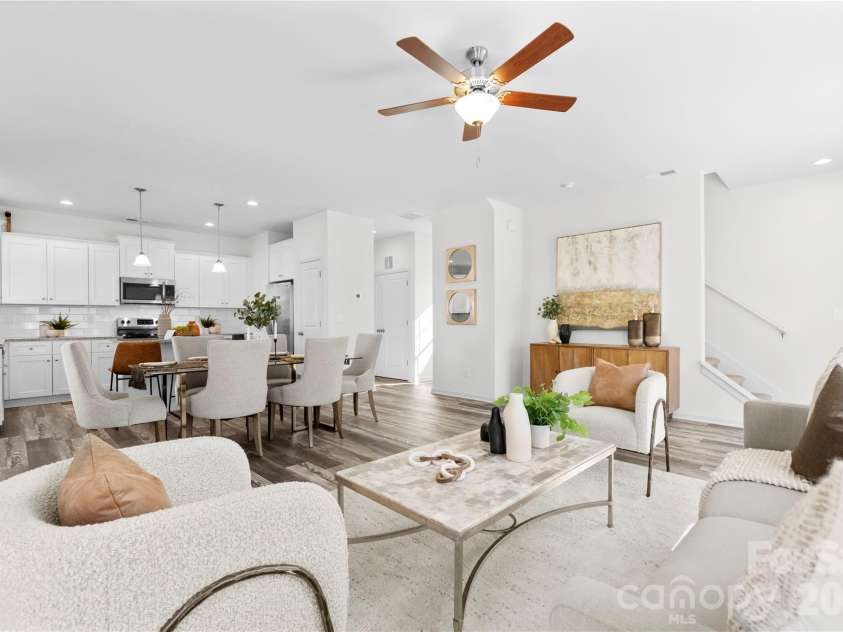 2016 Juniper Drive, Charlotte, NC 28269.  MLS# CAR4371291, YatesRealty ID 18617. Representation