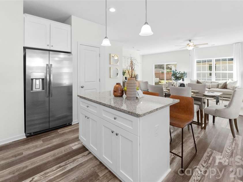 2016 Juniper Drive, Charlotte, NC 28269.  MLS# CAR4371291, YatesRealty ID 18617. Representation