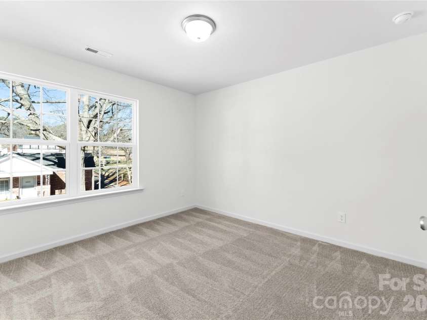 2016 Juniper Drive, Charlotte, NC 28269.  MLS# CAR4371291, YatesRealty ID 18617. Representation