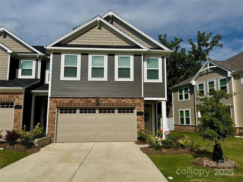 12301 Gambrell Drive, Charlotte, NC 28278.  MLS# CAR4268726, YatesRealty ID 18619. Exteriors front elevation actual colors!