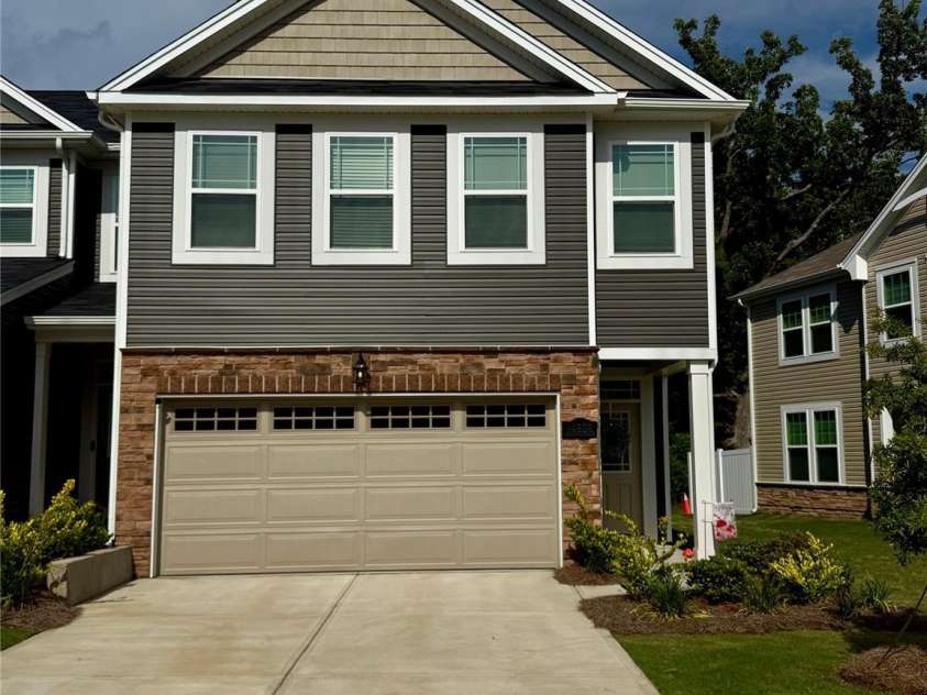 12301 Gambrell Drive, Charlotte, NC 28278.  MLS# CAR4268726, YatesRealty ID 18619. Exteriors front elevation actual colors!