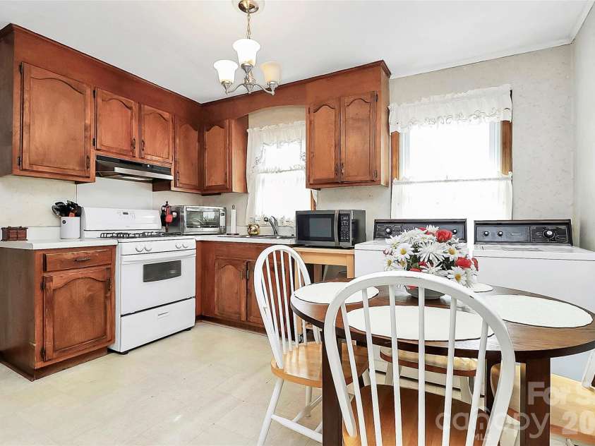 326 Alexander Street, Mount Holly, NC 28120.  MLS# CAR4346417, YatesRealty ID 1862. 