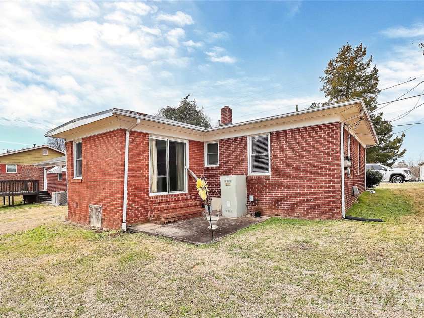 326 Alexander Street, Mount Holly, NC 28120.  MLS# CAR4346417, YatesRealty ID 1862. 