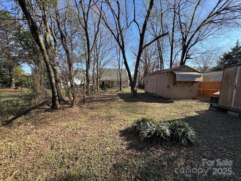 7310 Yorkville Court, Charlotte, NC 28273.  MLS# CAR4232395, YatesRealty ID 1862. Backyard