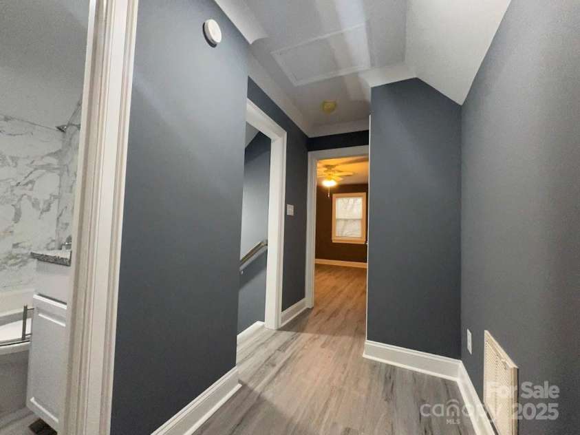 7310 Yorkville Court, Charlotte, NC 28273.  MLS# CAR4232395, YatesRealty ID 1862. Hallway on the 2d floor