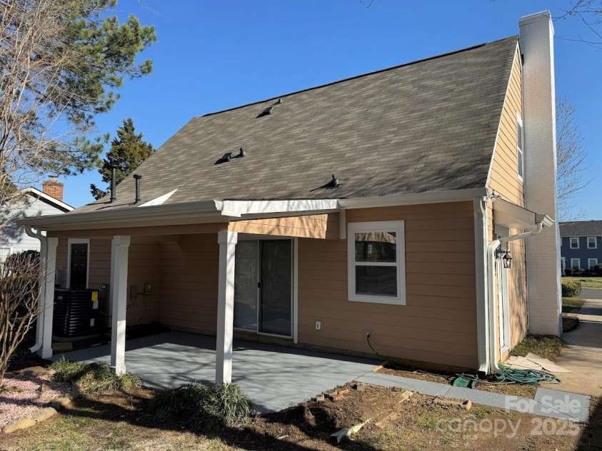 7310 Yorkville Court, Charlotte, NC 28273.  MLS# CAR4232395, YatesRealty ID 1862. Patio (Picture 1)
