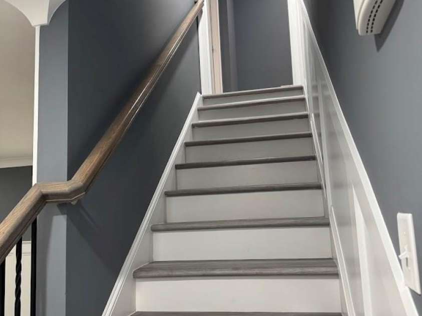 7310 Yorkville Court, Charlotte, NC 28273.  MLS# CAR4232395, YatesRealty ID 1862. Stairs to the second   floor