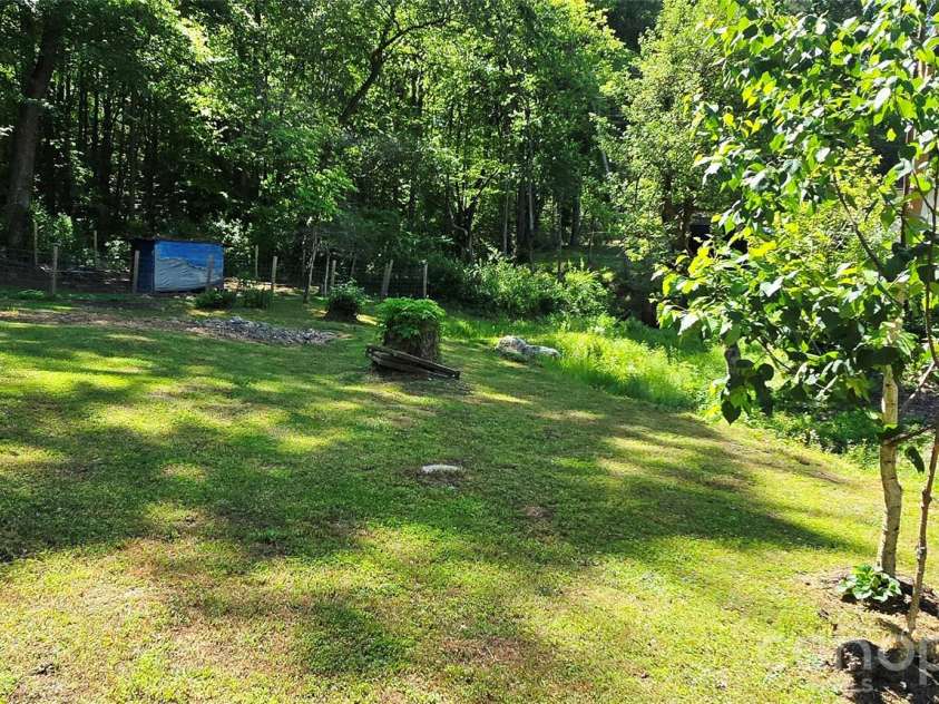 4735 Sugar Hill Road, Marion, NC 28752.  MLS# CAR4377452, YatesRealty ID 18620. 