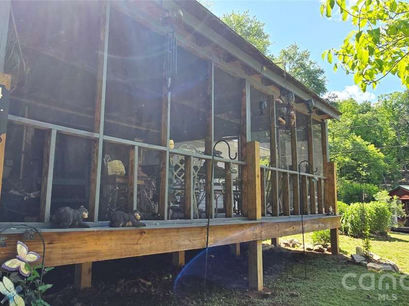 4735 Sugar Hill Road, Marion, NC 28752.  MLS# CAR4377452, YatesRealty ID 18620. 