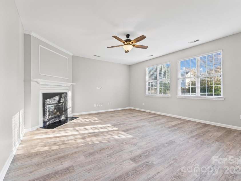 10933 Sedgemoor Lane, Charlotte, NC 28277.  MLS# CAR4319719, YatesRealty ID 18621. 