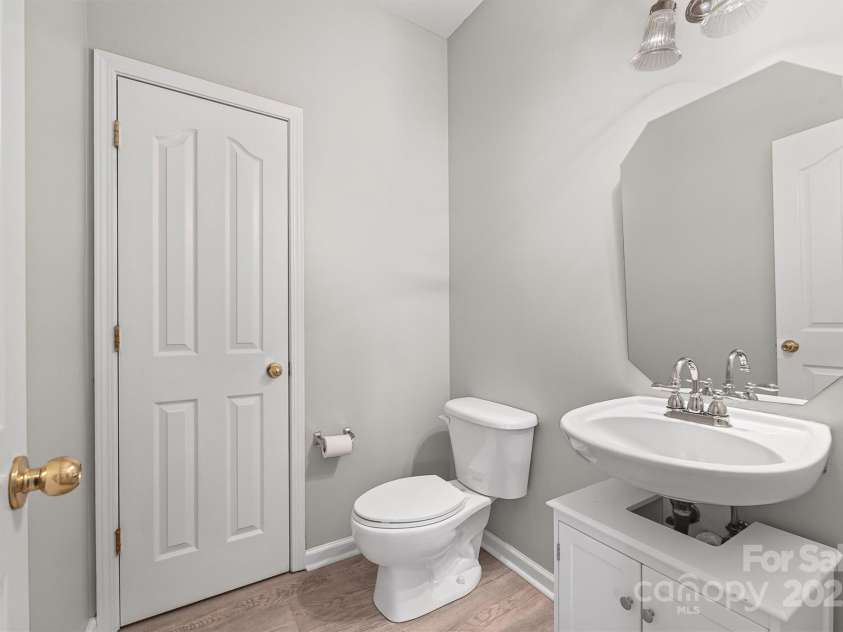 10933 Sedgemoor Lane, Charlotte, NC 28277.  MLS# CAR4319719, YatesRealty ID 18621. 