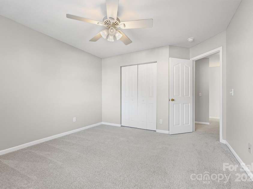 10933 Sedgemoor Lane, Charlotte, NC 28277.  MLS# CAR4319719, YatesRealty ID 18621. 