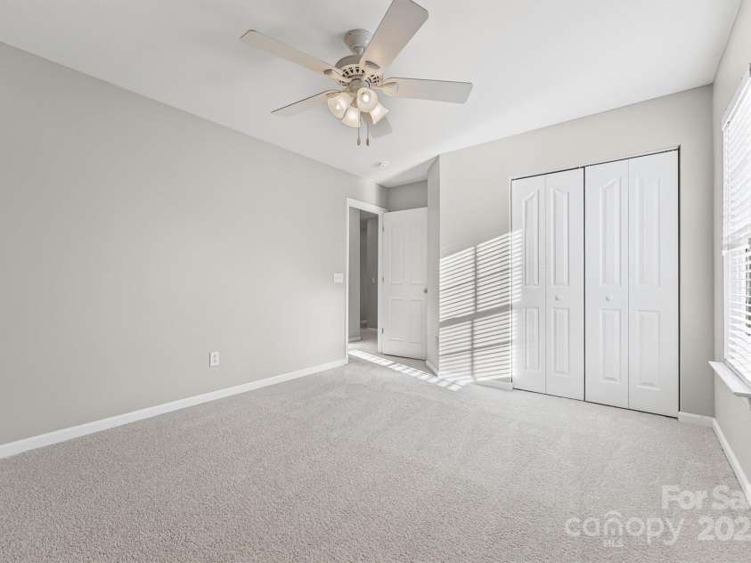 10933 Sedgemoor Lane, Charlotte, NC 28277.  MLS# CAR4319719, YatesRealty ID 18621. 