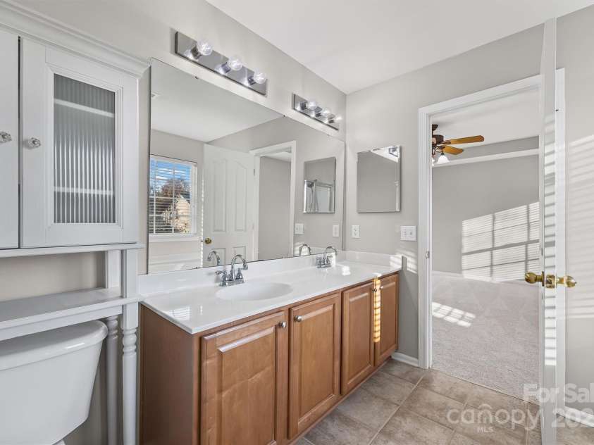 10933 Sedgemoor Lane, Charlotte, NC 28277.  MLS# CAR4319719, YatesRealty ID 18621. 